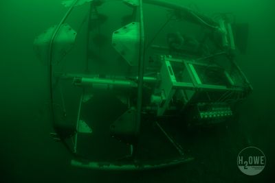 Lander unter Wasser. © Submaris